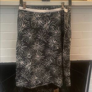 Karen Scott Black Midi Skirt with White Floral Sketch Print